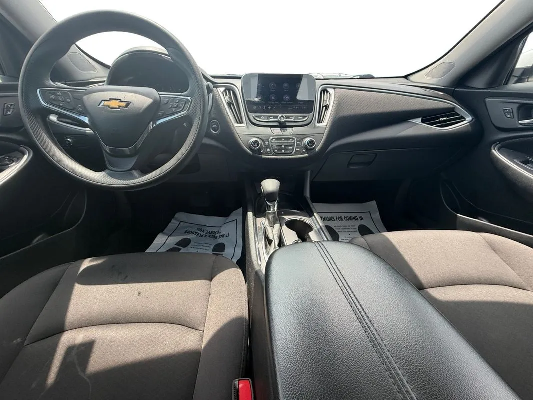 Chevrolet Malibu photo 14
