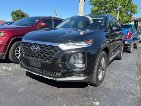 Photos of 2020 Hyundai Santa Fe SEL for sale in St. Louis, MO at South County Auto Plaza