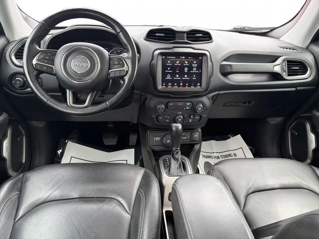 Jeep Renegade photo 14
