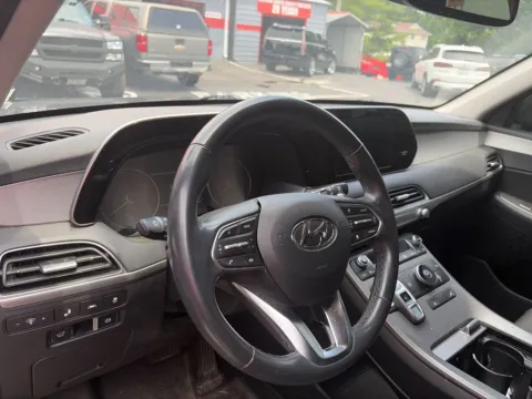 More photos of 2021 Hyundai Palisade SEL at South County Auto Plaza, MO