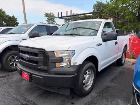 White 2017 Ford F-150 XLT for sale in St. Louis, MO