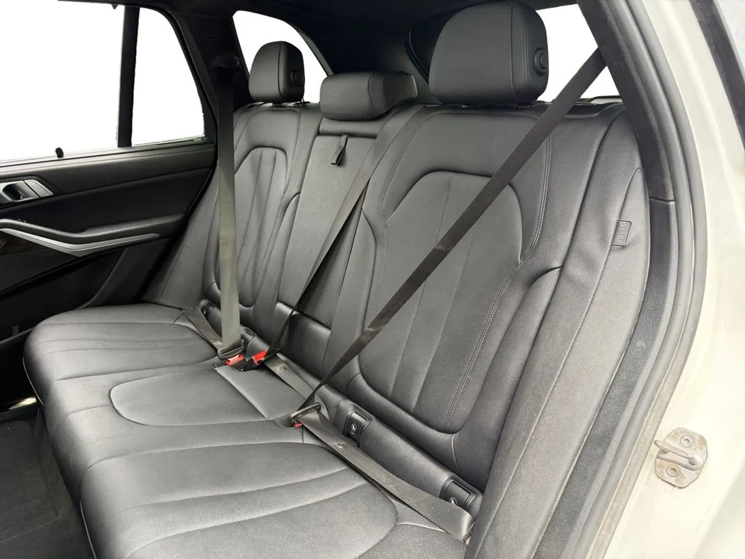 BMW X5 photo 13