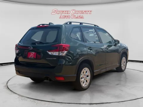 More photos of 2022 Subaru Forester at South County Auto Plaza, MO