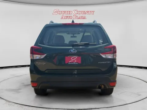 More photos of 2022 Subaru Forester at South County Auto Plaza, MO