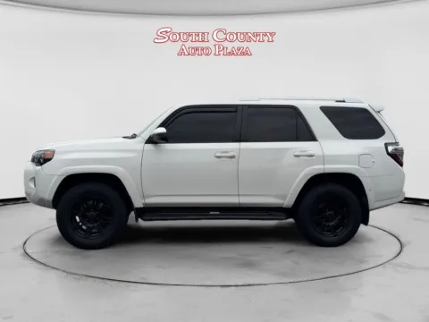 Photos of 2018 Toyota 4Runner SR5 for sale in St. Louis, MO at South County Auto Plaza