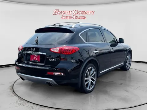More photos of 2017 INFINITI QX50 at South County Auto Plaza, MO
