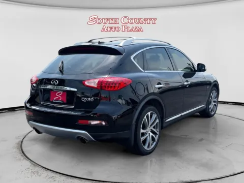 More photos of 2017 INFINITI QX50 at South County Auto Plaza, MO