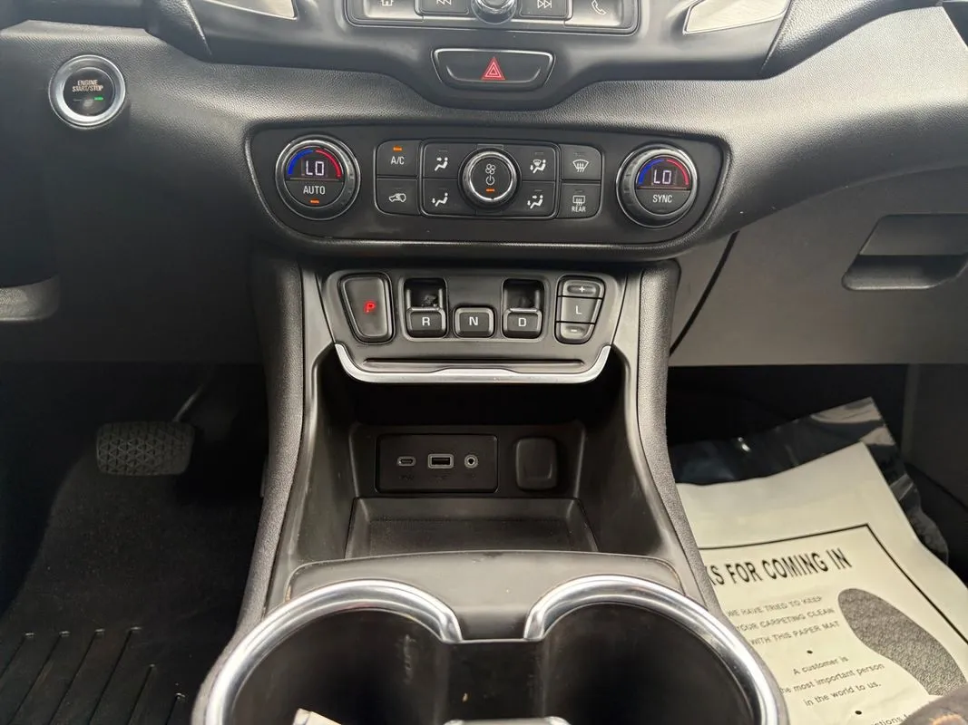 GMC Terrain photo 12