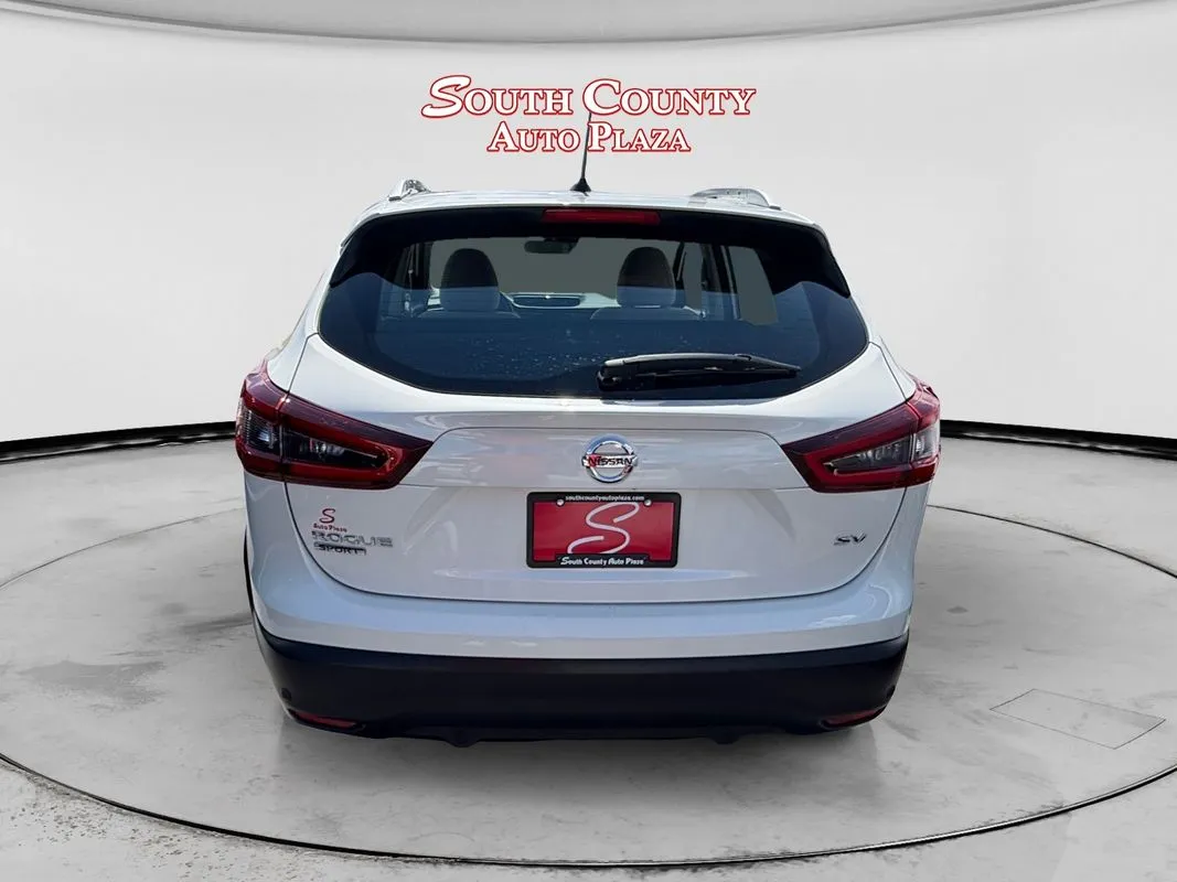 Nissan Rogue Sport photo 4