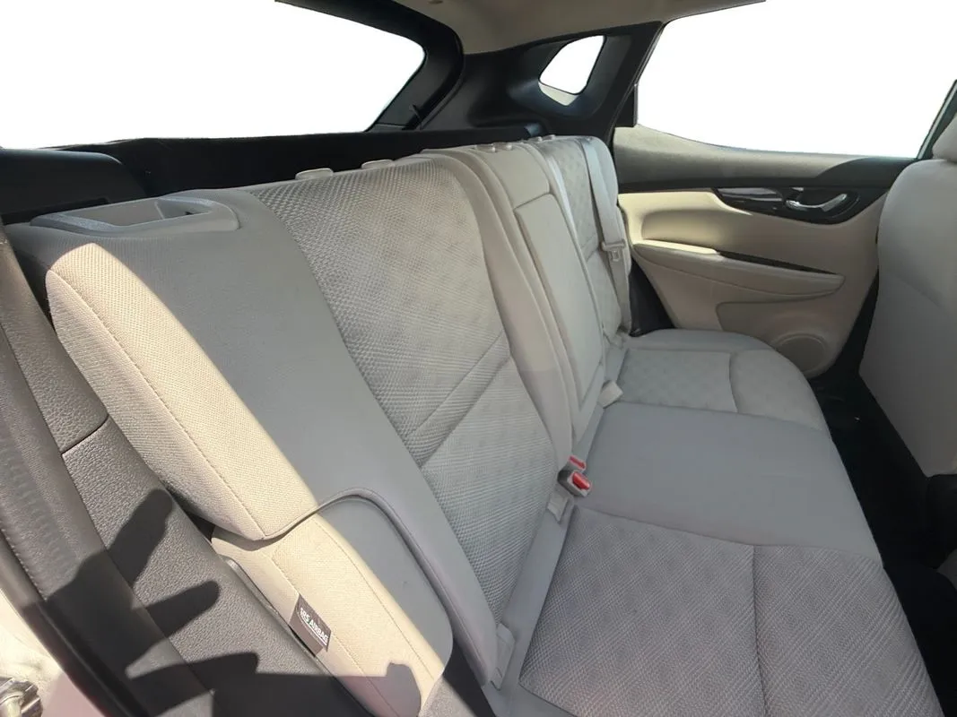 Nissan Rogue Sport photo 17
