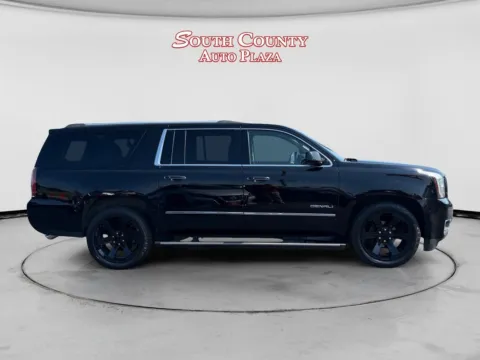 Black 2018 GMC Yukon XL Denali for sale in St. Louis, MO