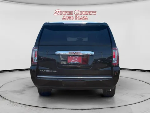 More photos of 2018 GMC Yukon XL Denali at South County Auto Plaza, MO