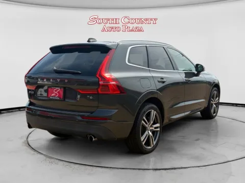 More photos of 2018 Volvo XC60 T6 Momentum at South County Auto Plaza, MO