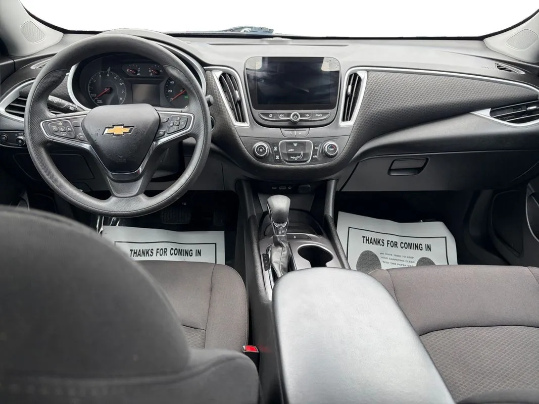 Chevrolet Malibu photo 14