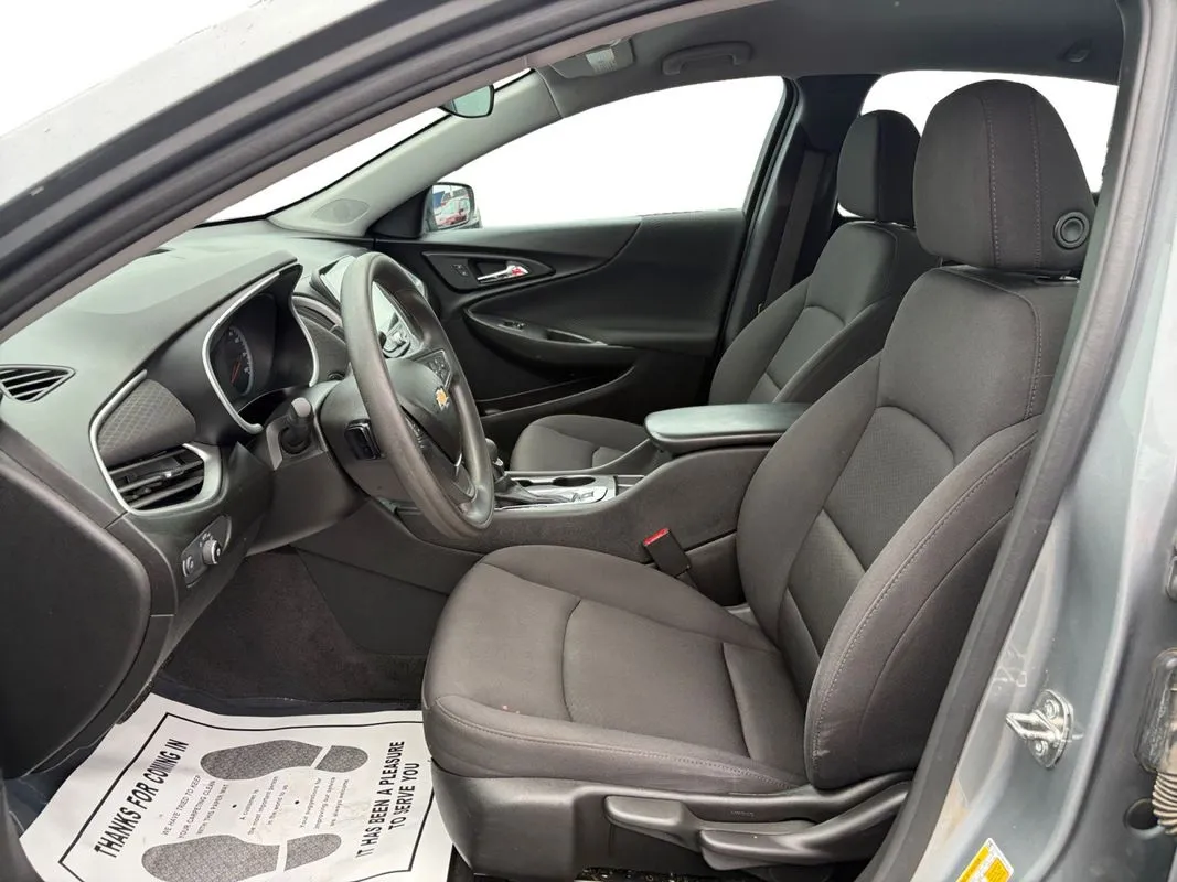 Chevrolet Malibu photo 10