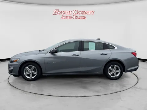 Photos of 2023 Chevrolet Malibu FWD 1FL for sale in St. Louis, MO at South County Auto Plaza