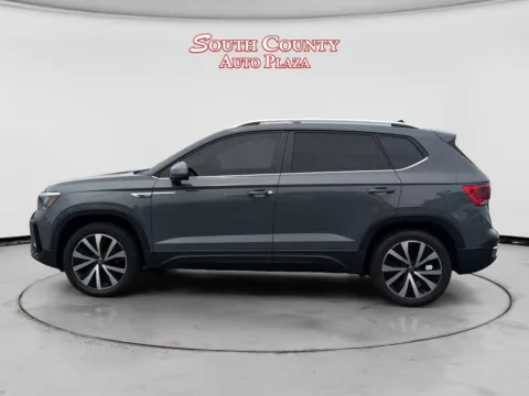 Photos of 2023 Volkswagen Taos 1.5T SE for sale in St. Louis, MO at South County Auto Plaza