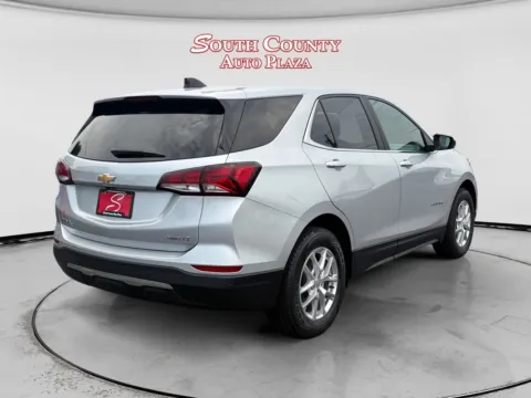 More photos of 2022 Chevrolet Equinox AWD 2FL at South County Auto Plaza, MO