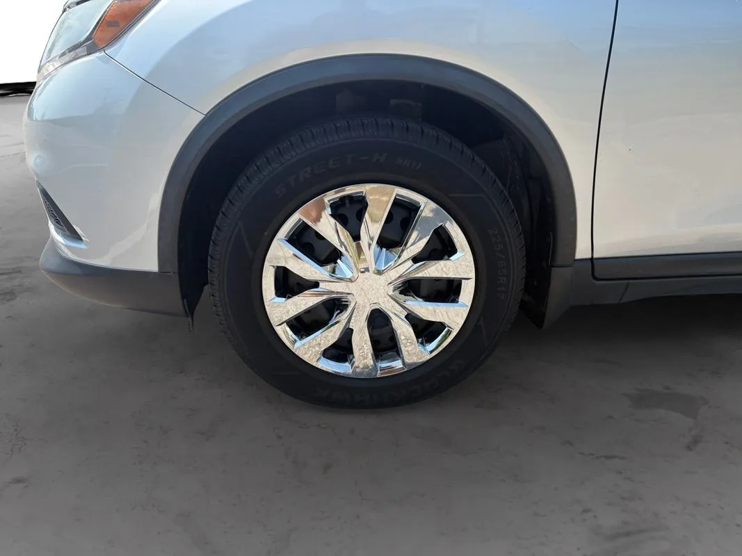 Nissan Rogue photo 9