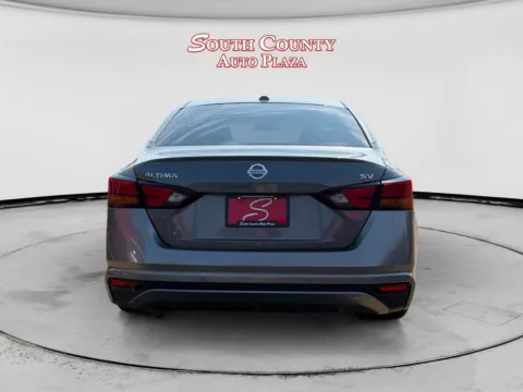 More photos of 2021 Nissan Altima SV FWD at South County Auto Plaza, MO