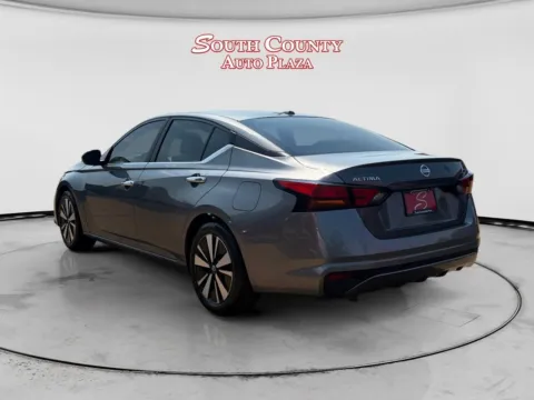 Another view of 2021 Nissan Altima SV FWD for sale in St. Louis, MO at South County Auto Plaza