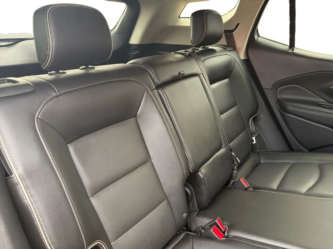 GMC Terrain photo 18