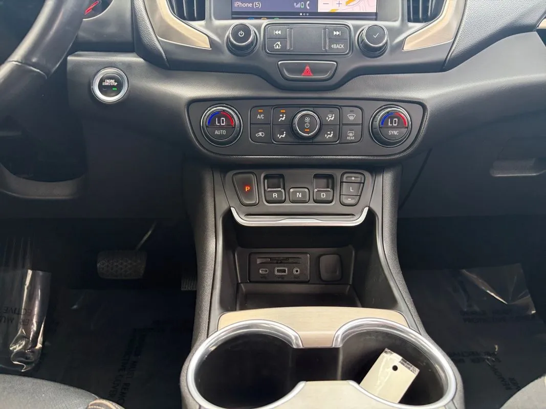 GMC Terrain photo 12