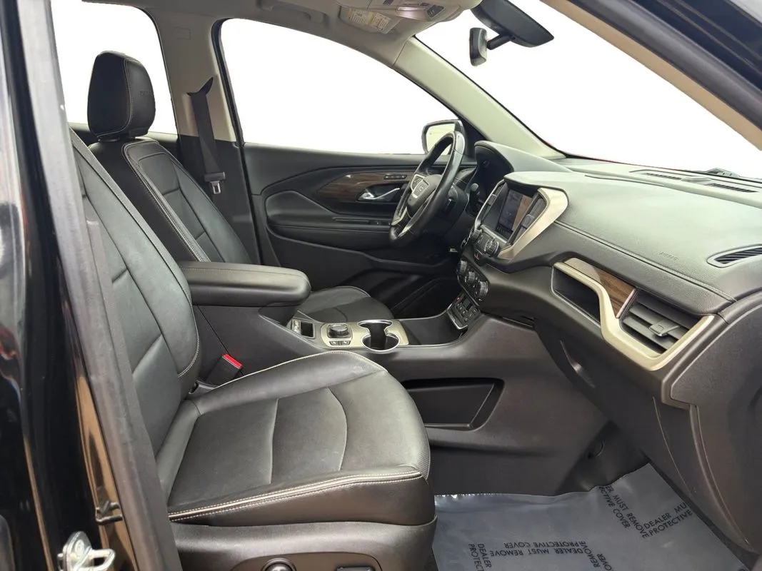 GMC Terrain photo 15