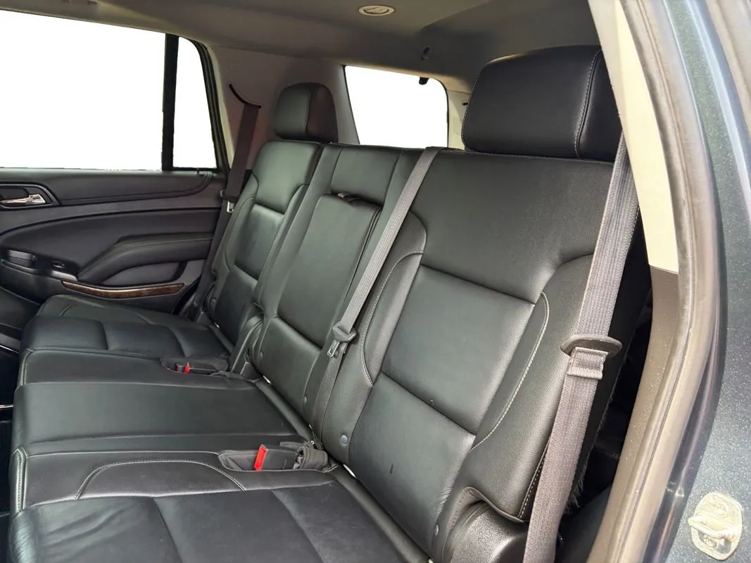 Chevrolet Tahoe photo 13
