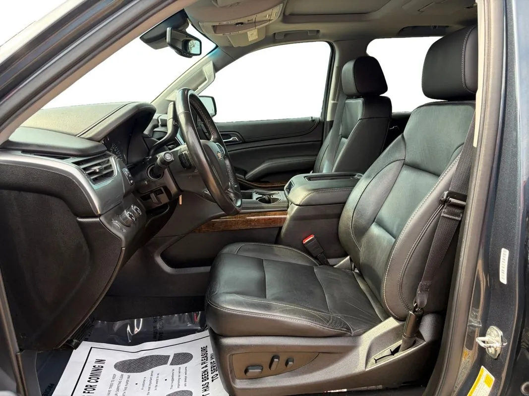 Chevrolet Tahoe photo 10