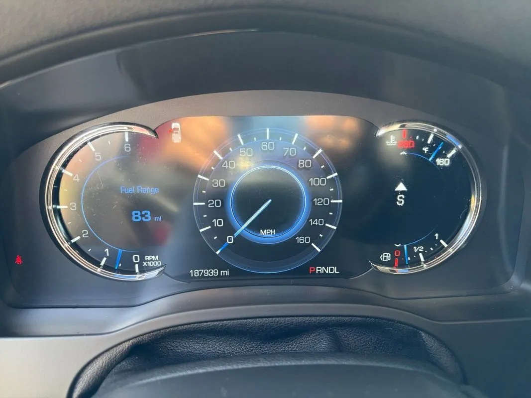 Cadillac Escalade ESV photo 16