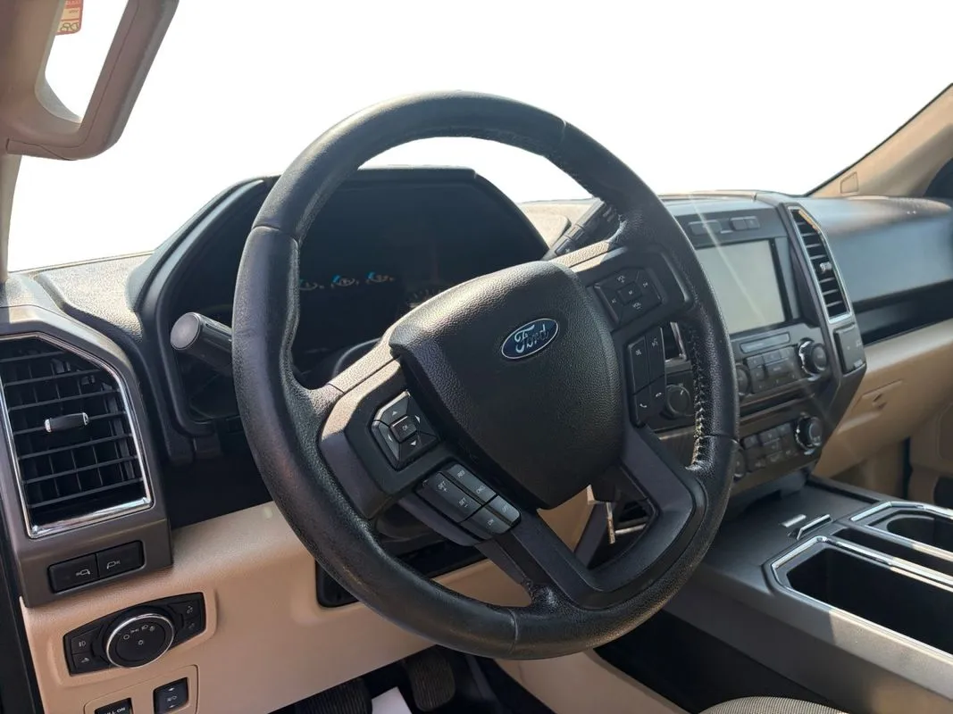 Ford F-150 photo 11