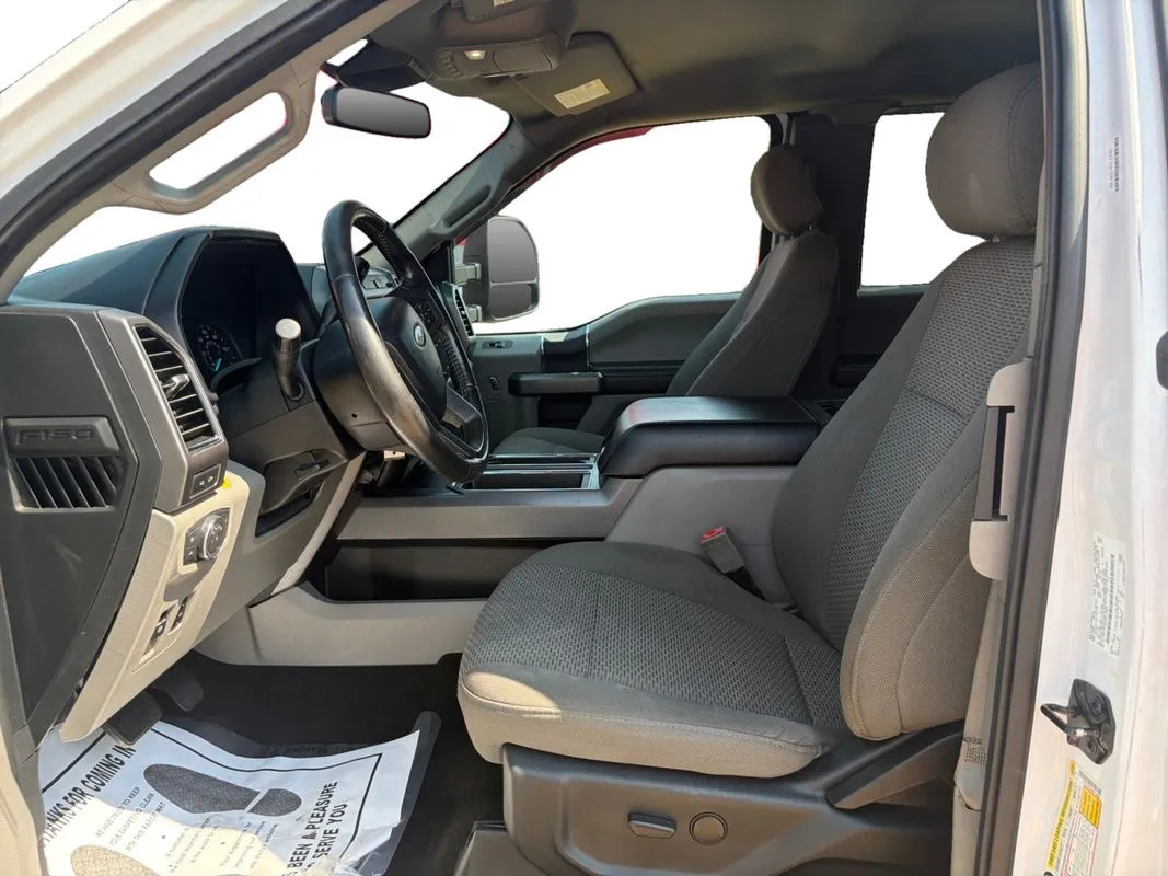 Ford F-150 photo 10