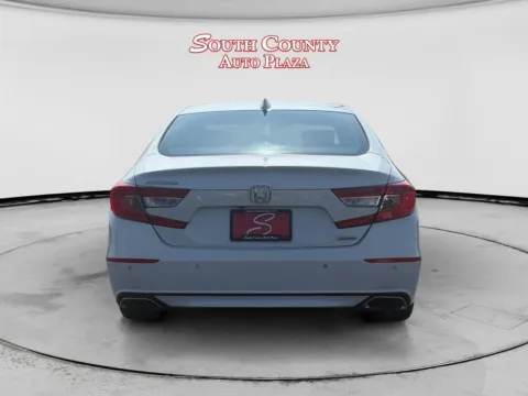 More photos of 2018 Honda Accord Touring at South County Auto Plaza, MO