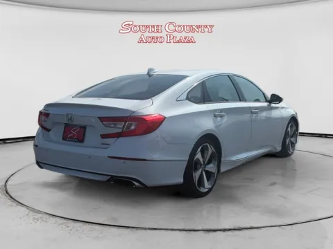 More photos of 2018 Honda Accord Touring at South County Auto Plaza, MO