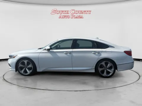 Photos of 2018 Honda Accord Touring for sale in St. Louis, MO at South County Auto Plaza