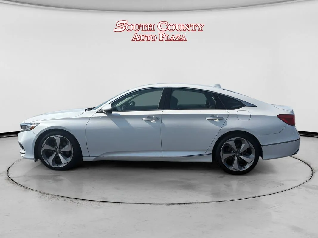 Honda Accord photo 2