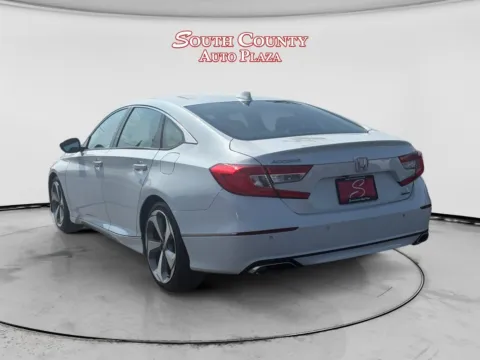 Another view of 2018 Honda Accord Touring for sale in St. Louis, MO at South County Auto Plaza