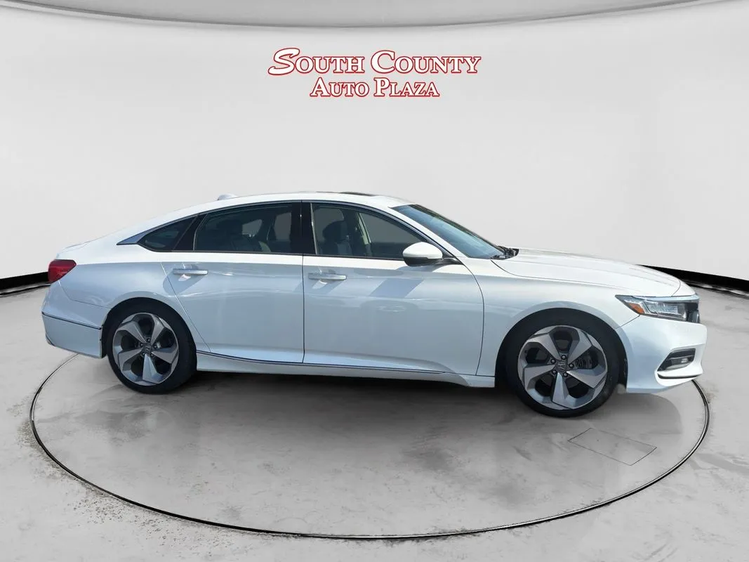 Honda Accord photo 6