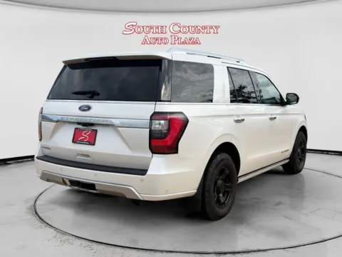 More photos of 2018 Ford Expedition Platinum at South County Auto Plaza, MO