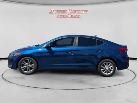 Photos of 2017 Hyundai Elantra SE for sale in St. Louis, MO at South County Auto Plaza