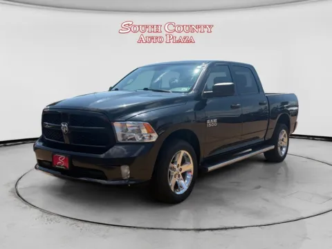 Black 2017 Ram 1500 Express Crew Cab 4x4 5'7" Box for sale in St. Louis, MO