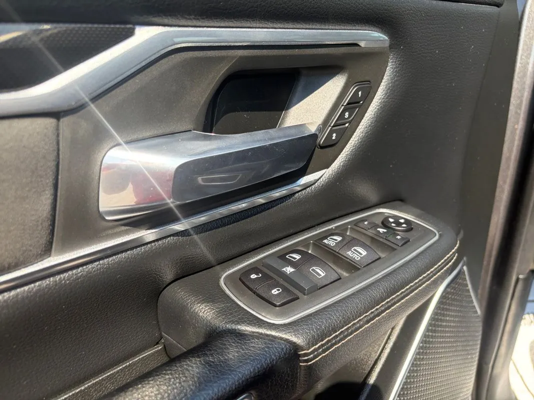 Ram 1500 photo 16