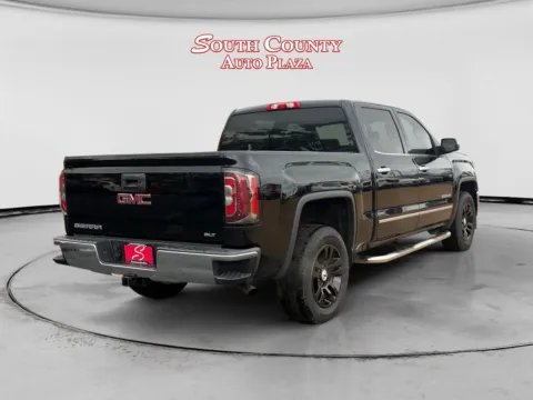 More photos of 2017 GMC Sierra 1500 SLT at South County Auto Plaza, MO