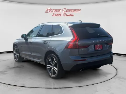 Another view of 2018 Volvo XC60 T5 Momentum for sale in St. Louis, MO at South County Auto Plaza