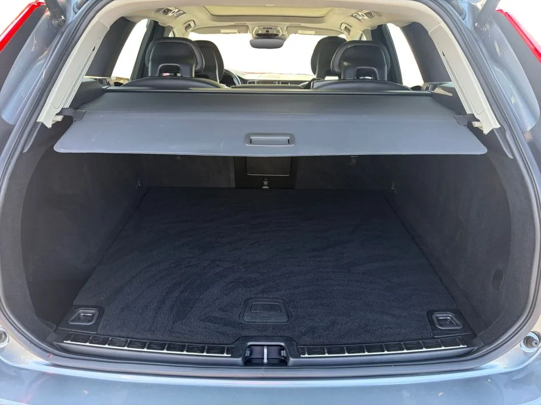 Volvo XC60 photo 19