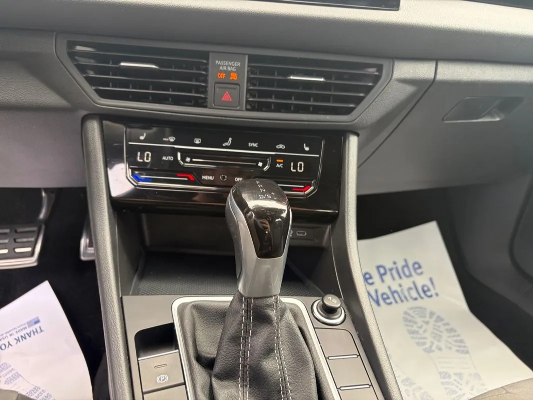 Volkswagen Jetta photo 12
