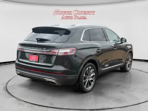 More photos of 2022 Lincoln Nautilus Reserve at South County Auto Plaza, MO