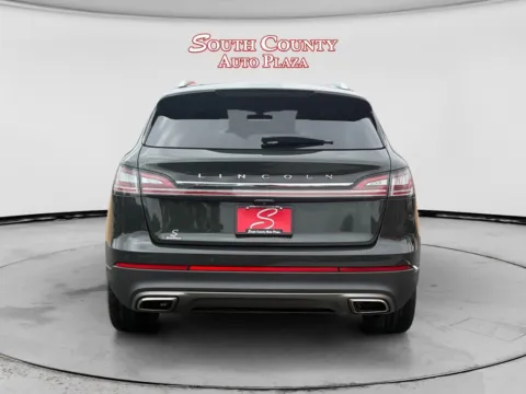 More photos of 2022 Lincoln Nautilus Reserve at South County Auto Plaza, MO