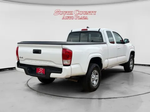 More photos of 2017 Toyota Tacoma SR at South County Auto Plaza, MO